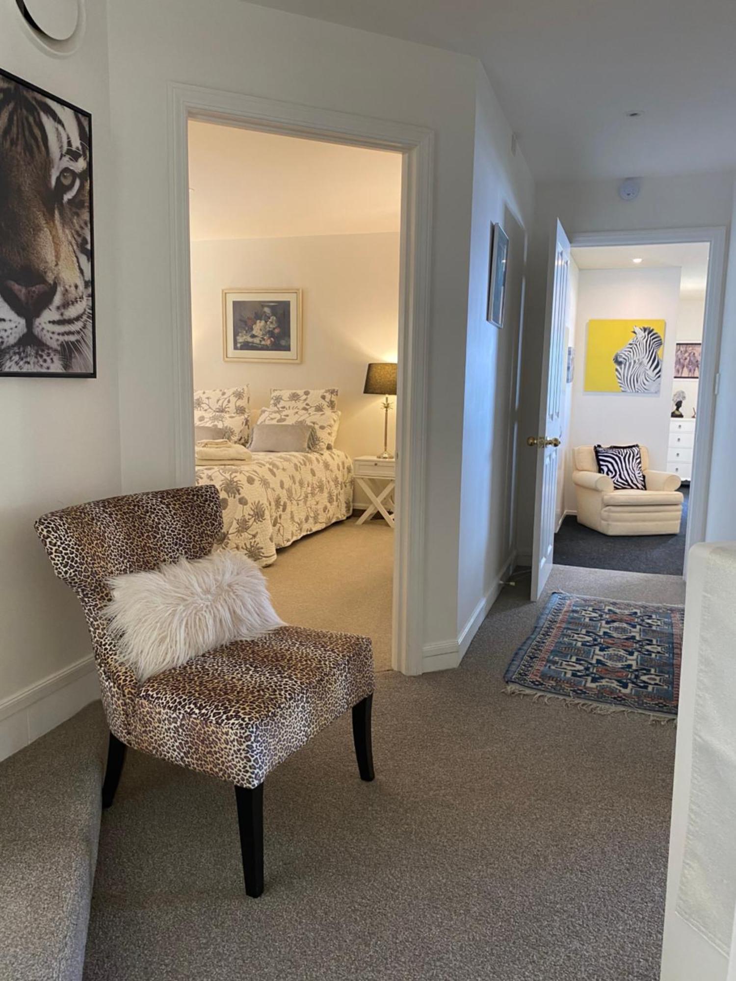Maison Blue - Chic Garden Apartment ネーピア エクステリア 写真